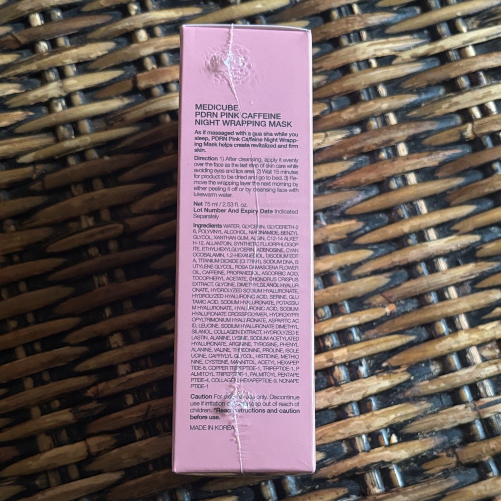 Medicube Pink Caffeine Night Wrapping Mask - Picture 2 of 3